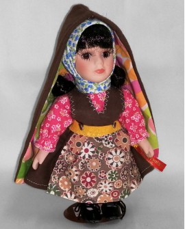 Porcelain Doll from Trás-os-Montes  - DOLPS06